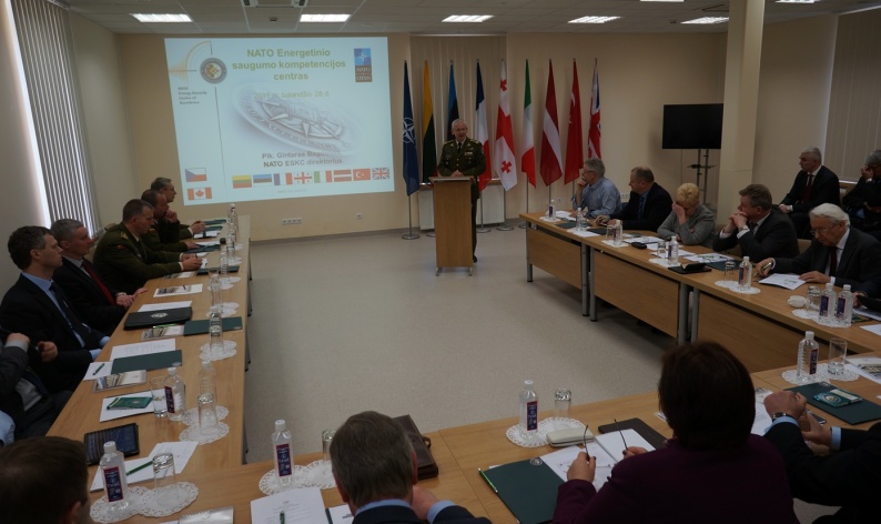 Round table discussion at the NATO ENSEC COE  