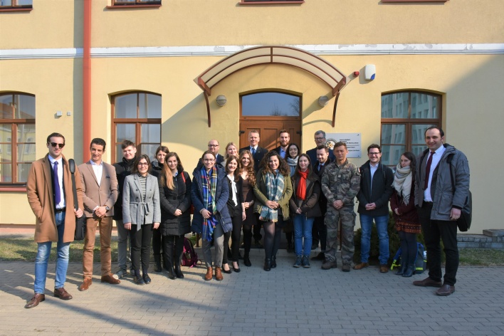 Students and Academics from the College of Europe visited NATO ENSEC COE